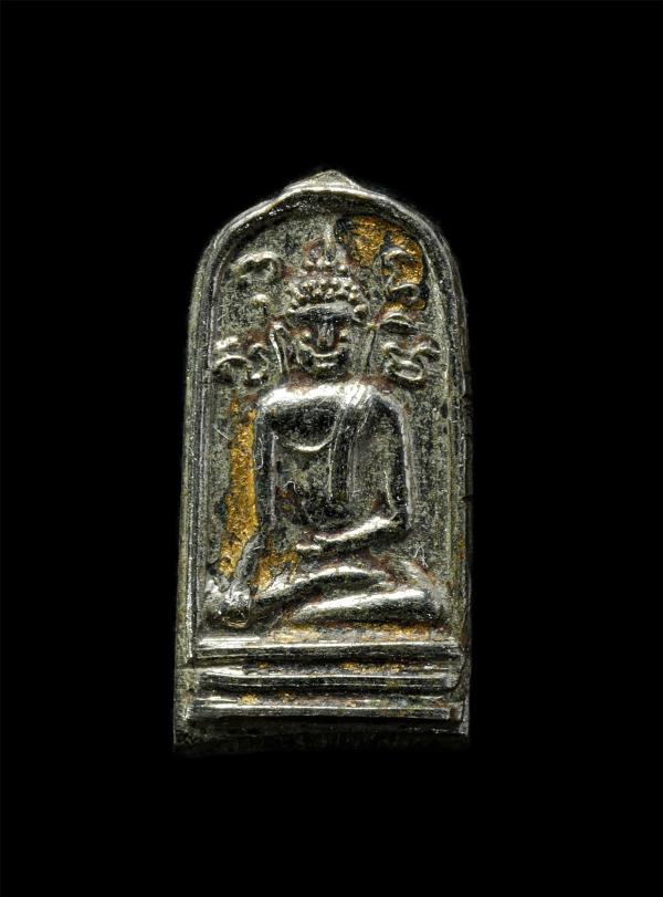 พระใบมะขาม พิมพ์พระพุทธ หลังนางกวัก หลวงพ่อเดิม วัดหนองโพธิ์ จ.นครสวรรค์ เนื้อกะไหล่เงิน  | https://kamulet.in.th