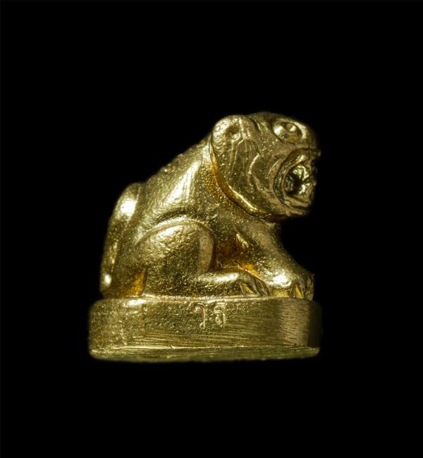 เสือจิ๋วหลวงพ่อเพี้ยน อคฺคธมฺโม(พระครูวิมลสมณวัตร) วัดเกริ่นกฐิน อ.บ้านหมี่ จ.ลพบุรี ตอกโค๊ต วฐ เนื้อทองผสม ของดีมีประสบการณ์ น่าเ [..] | https://kamulet.in.th