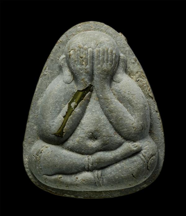 พระปิดตา มหาอุตม์ หลวงพ่อคูณ ปริสุทโธ วัดบ้านไร่ อ.ด่านขุนทด จ.นครราชสีมา ปี2536 ทรงเสด็จพระราชดำเนินตัดลูกนิมิต  เนื้อผงพุทธคุณ ผ [..] | https://kamulet.in.th