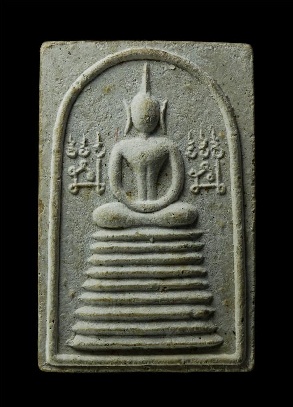 พระสมเด็จ หลวงพ่อโล่ จันทาโภ วัดบางพึ่ง ต.มหาสอน อ.บ้านหมี่ จ.ลพบุรี ปี2534 รุ่นฉลองมณฑป เนื้อผงพุทธคุณ ผงว่าน พระเก่าสวย มวลสารดี [..] | https://kamulet.in.th